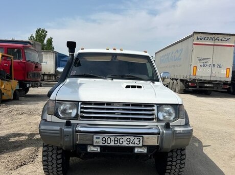 Mitsubishi Pajero 1993