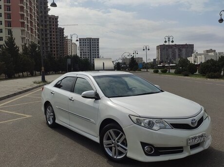Toyota Camry 2013