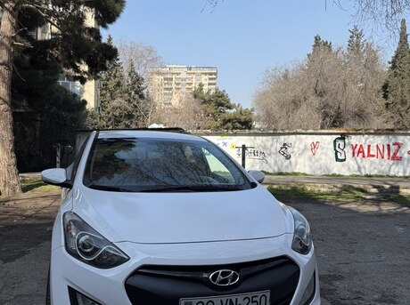 Hyundai i30 2013