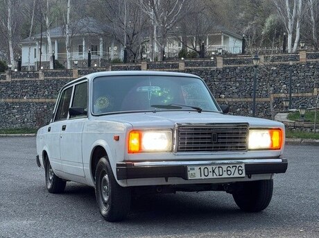 LADA (VAZ) 2107 2001