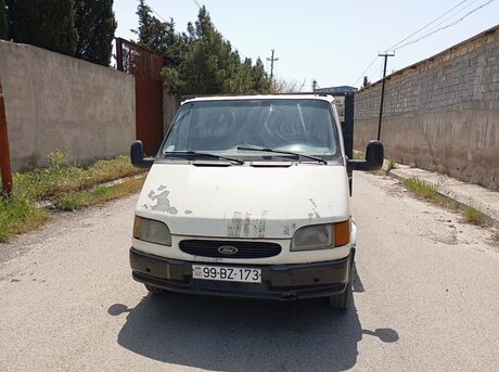Ford Transit 1998