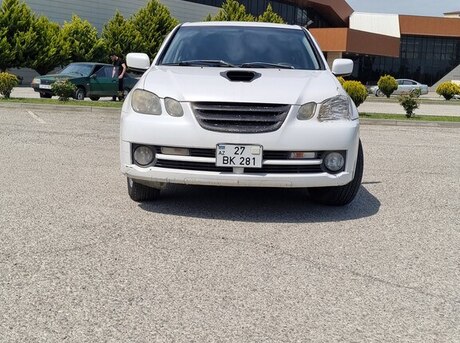Mitsubishi Airtrek 2003