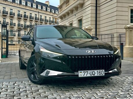 Hyundai Elantra 2022