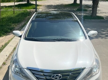 Hyundai Sonata 2010