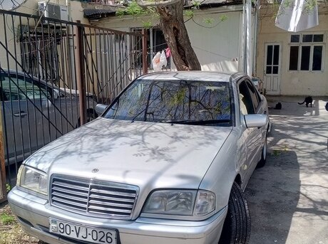 Mercedes C 220 d 2000