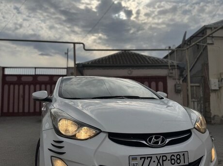 Hyundai Elantra 2013