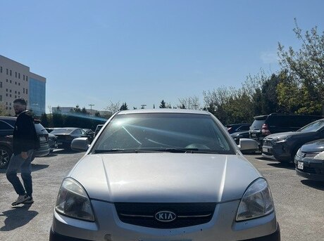 Kia Rio 2005