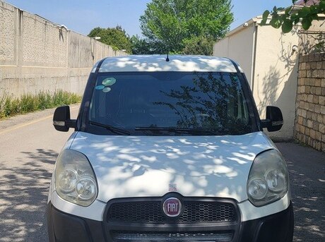 Fiat Doblo 2012