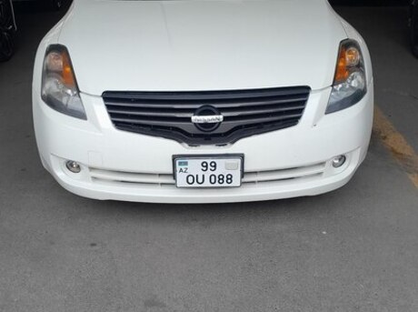 Nissan Altima 2008
