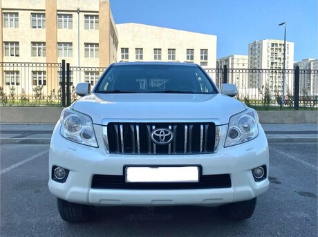 Toyota Land Cruiser Prado 2012