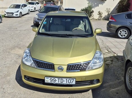 Nissan Tiida 2007