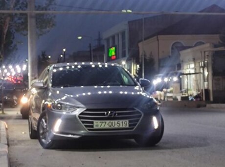 Hyundai Elantra 2017