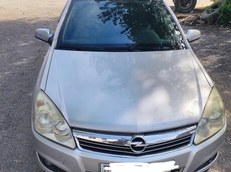 Opel Astra 2008