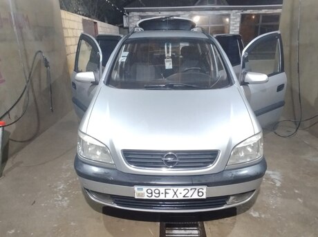 Opel Zafira 2000