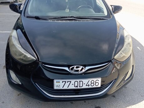 Hyundai Elantra 2011