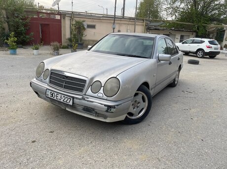 Mercedes E 230 1995