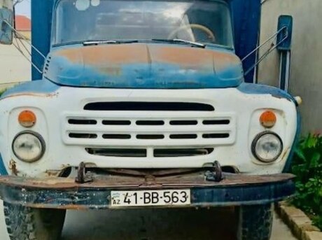 ZIL 130