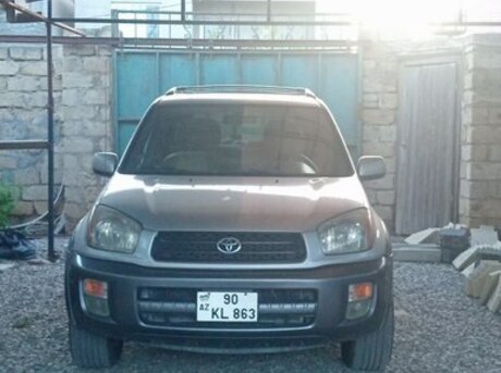 Toyota RAV4 2001