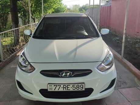 Hyundai Accent 2014