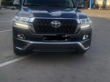 Toyota Land Cruiser 2018