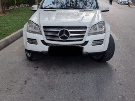 Mercedes GL 500 4MATIC 2010