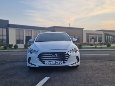 Hyundai Elantra 2017
