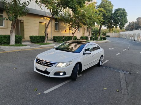 Volkswagen Passat CC 2010