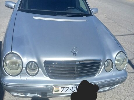 Mercedes E 220 d 2001