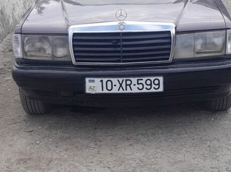 Mercedes 190 1990