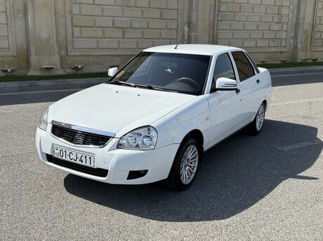 LADA (VAZ) Priora 2013