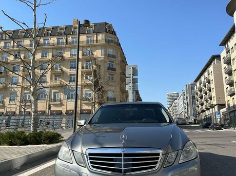 Mercedes E 250 2012