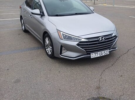 Hyundai Elantra 2019