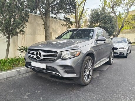 Mercedes GLC 300 4MATIC 2017