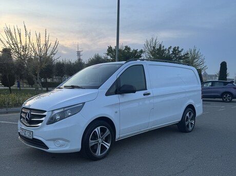Mercedes Vito 114 2015