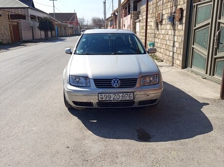 Volkswagen Bora 2000