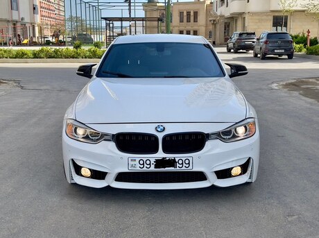 BMW 328 2015
