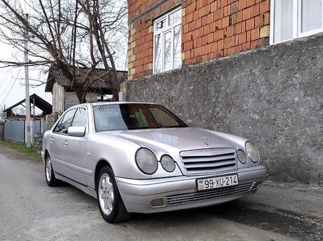 Mercedes E 290 1996