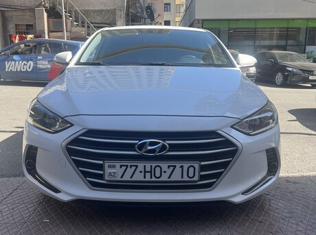 Hyundai Avante 2015