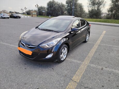 Hyundai Elantra 2011