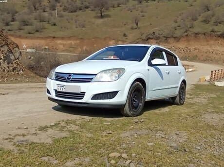 Opel Astra 2008