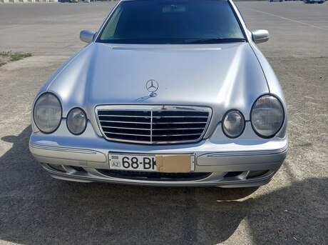 Mercedes E 270 2000