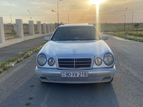Mercedes E 240 1998