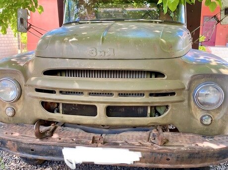 ZIL 130
