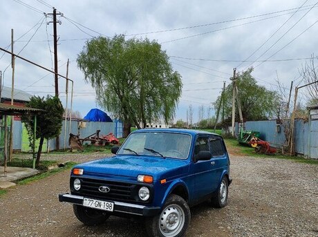 LADA (VAZ) Niva 2012