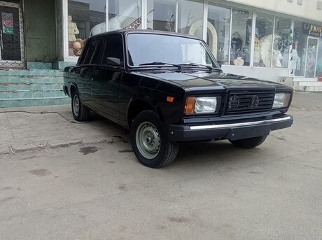 LADA (VAZ) 2107 2010