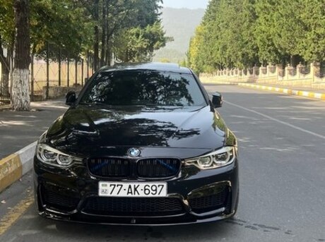 BMW 330 2017