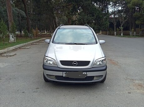 Opel Zafira 2001