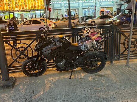 CFMOTO 250 NK 2023