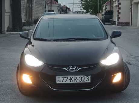 Hyundai Elantra 2012