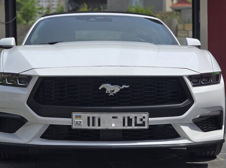Ford Mustang 2024